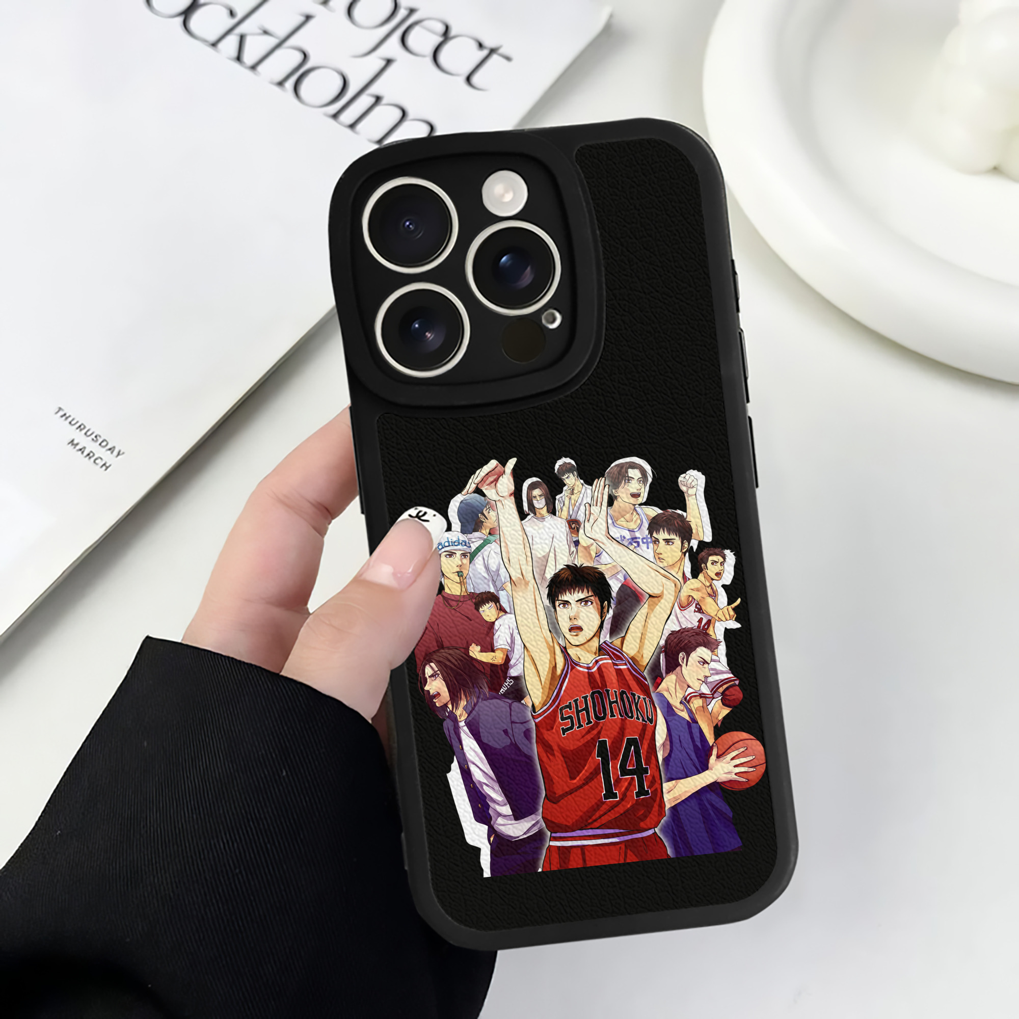 （画像用） SLAM DUNK／スラムダンク 【iPhone 16シリーズ対応】シリコンスマホケース（レザー調） 材質：シリコン